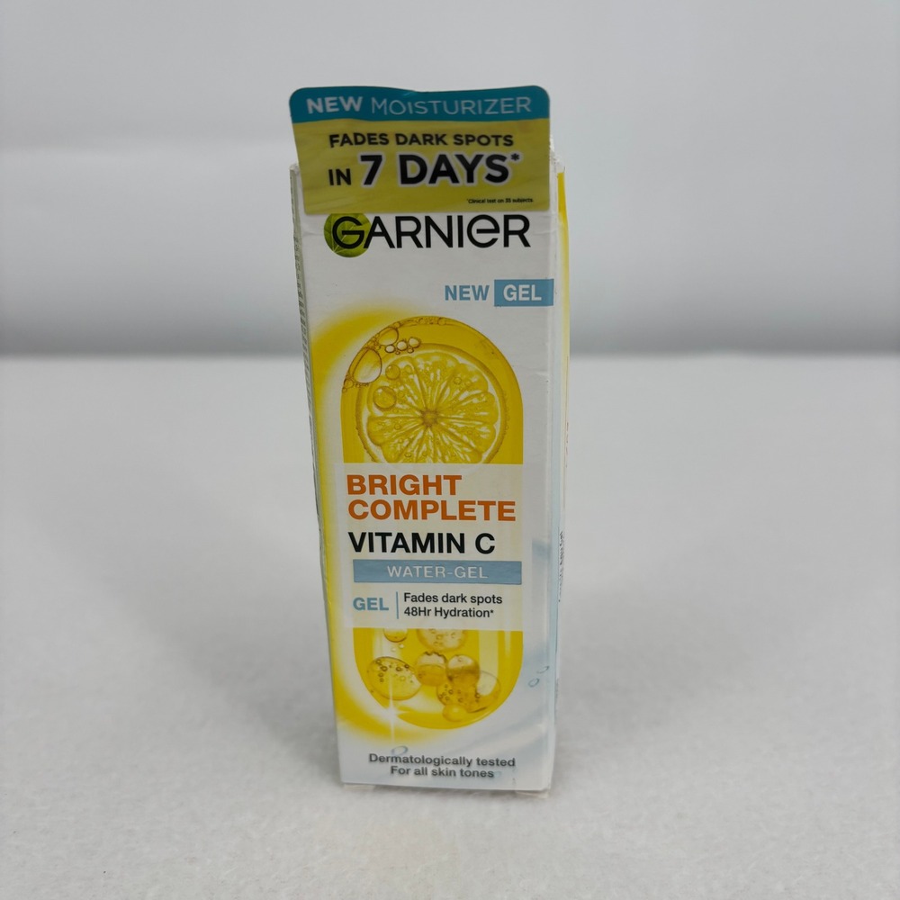 Garnier Bright Complete Vitamin C Water-Gel Moisturizer Fades Dark Spots 48H